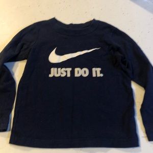 Nike boys shirt